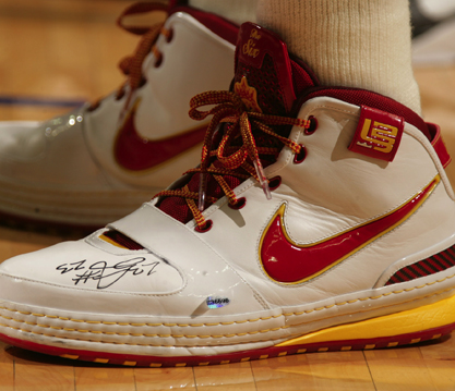 lebron james autographed shoes