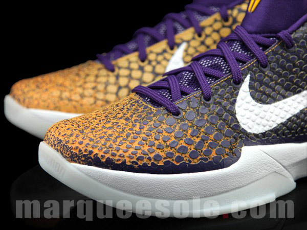 kobe bryant purple shoes