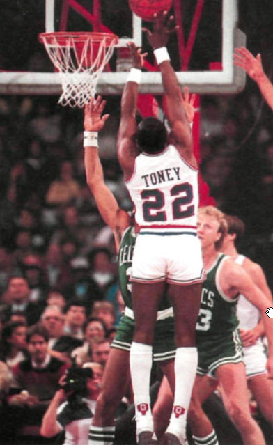 Vintage Philadelphia 76ers Andrew Toney Jersey 