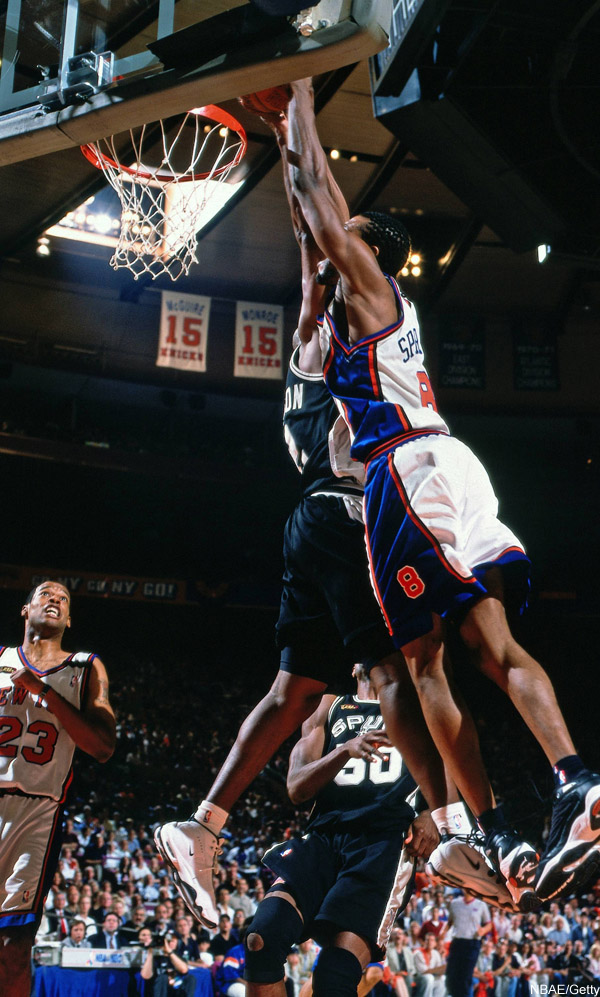 Timeless Sports on X: (1999) Latrell Sprewell was always really, really  angry at the rim before a dunk.  / X