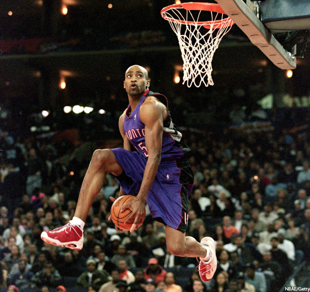 Tracy McGrady of the Toronto Raptors dunks against the Orlando Magic  News Photo - Getty Images