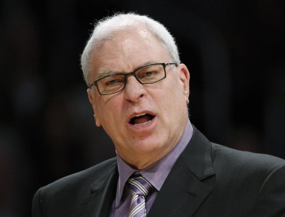 Phil Jackson Unhappy With Adam Silver Commenting on Knicks’ Struggles