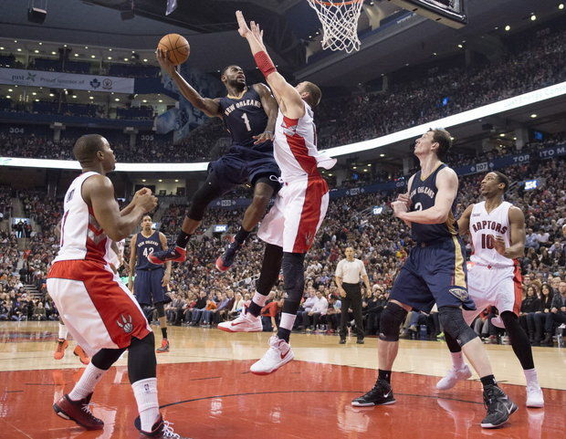 Tyreke Evans Hits Tough Game-Winner to Beat the Raptors ...