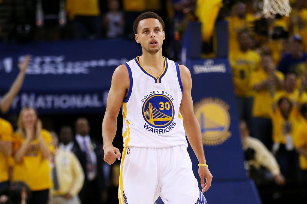 Jerry West Says Stephen Curry is 'the Most Unique Player' He's Ever ...