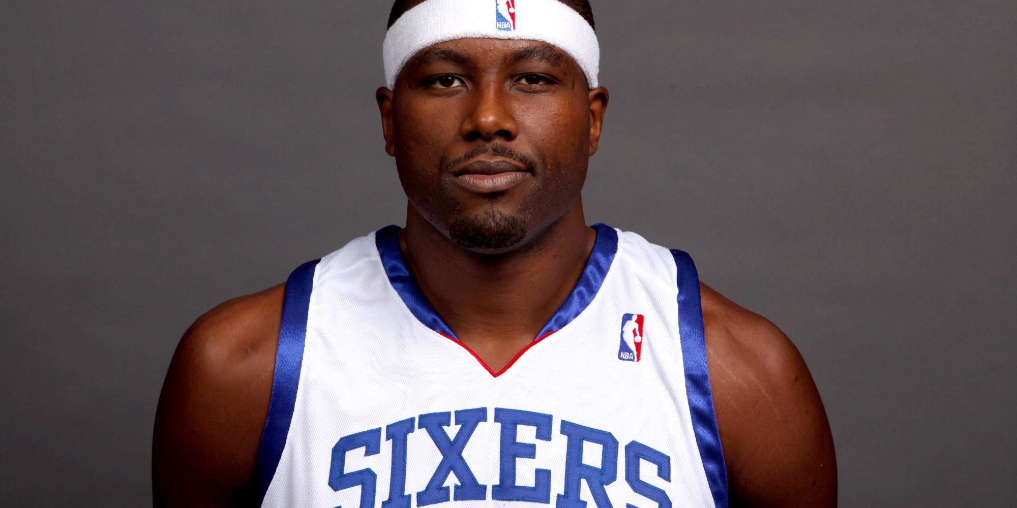 elton brand sixers jersey