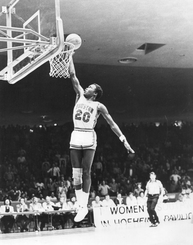 One for the ages: Phi Slama Jama vs. the Doctors of Dunk »