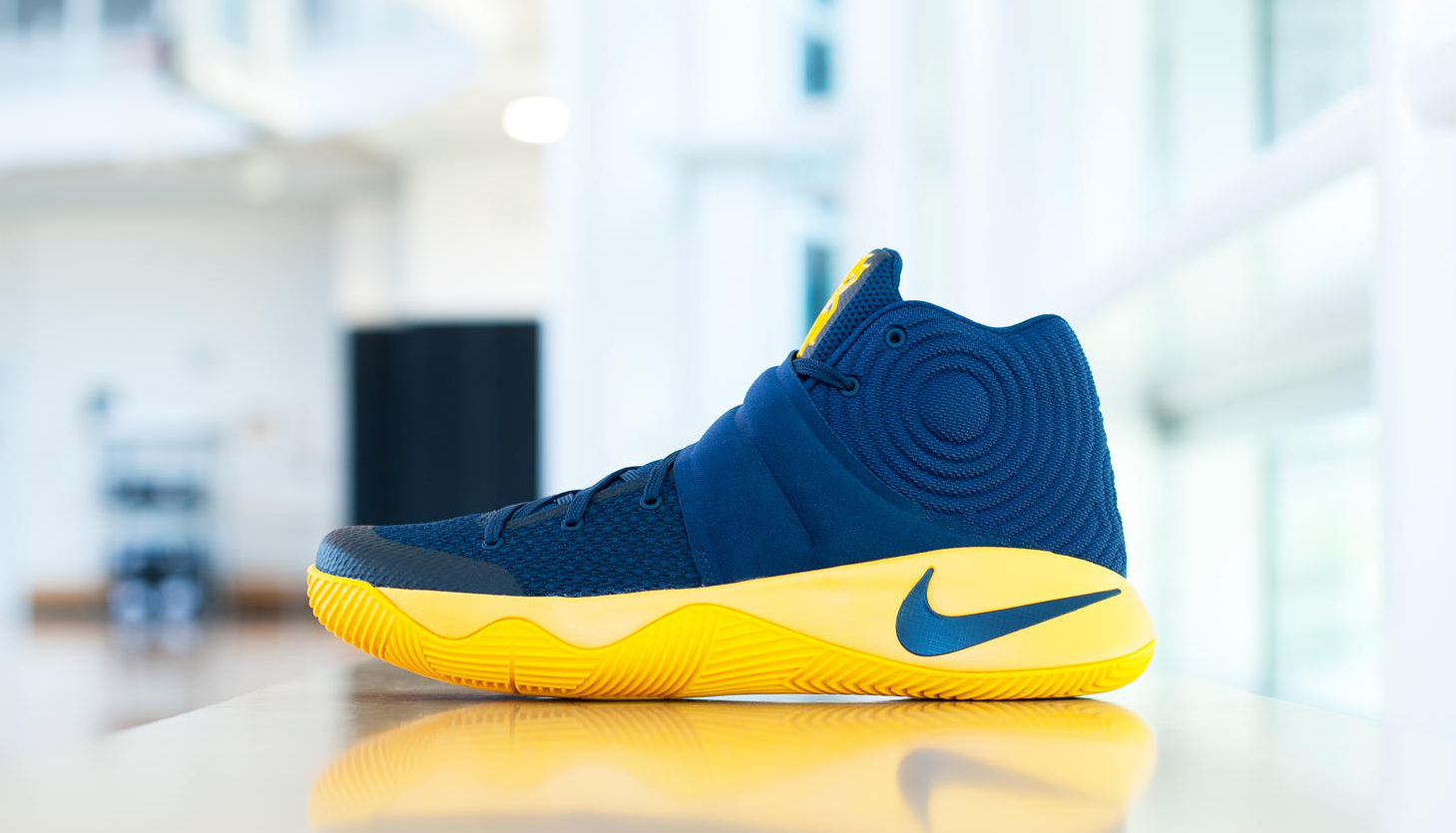 kyrie new shoes 2016