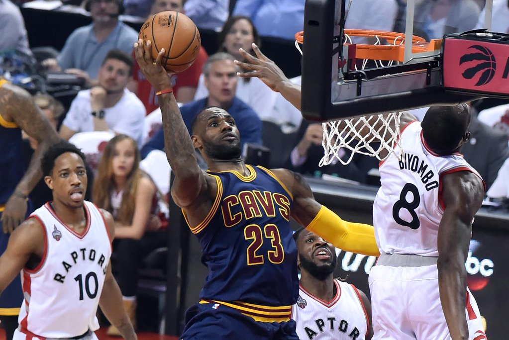 WATCH: LeBron James Maneuvers His Way to Rim