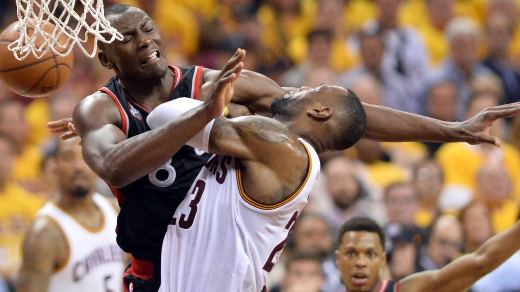 lebron-james-says-he-has-no-idea-what-a-common-foul-and-flagrant-foul