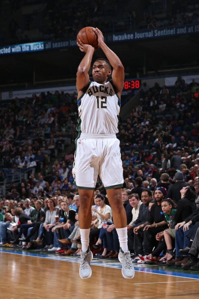 MILWAUKEE, WI - APRIL 13: Jabari Parker #12 of the Milwaukee Bucks shoots the ball against the Indiana Pacers on April 13, 2016 at the BMO Harris Bradley Center in Milwaukee, Wisconsin. NOTE TO USER: User expressly acknowledges and agrees that, by downloading and or using this Photograph, user is consenting to the terms and conditions of the Getty Images License Agreement. Mandatory Copyright Notice: Copyright 2016 NBAE (Photo by Gary Dineen/NBAE via Getty Images)
