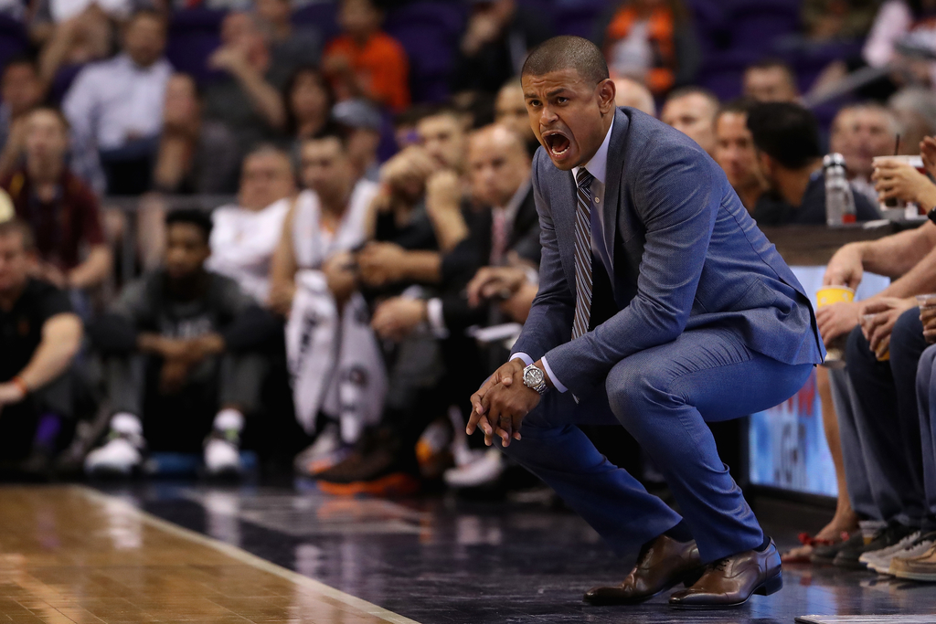 Earl Watson to Suns: Stop Following Opponents on Twitter