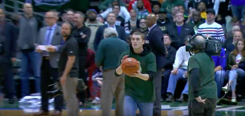 Download WATCH: Bucks Fan Drills Halfcourt Shot For $5000