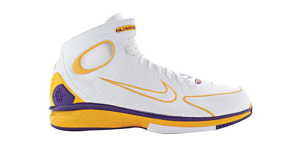 cura Injerto pacífico Top 20 Basketball Sneakers of the Past 20 Years: Nike Huarache 2K4