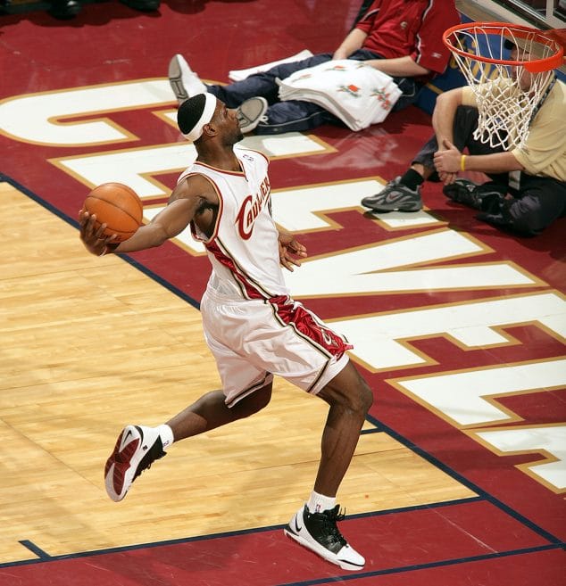 Lebron james shop air zoom generation