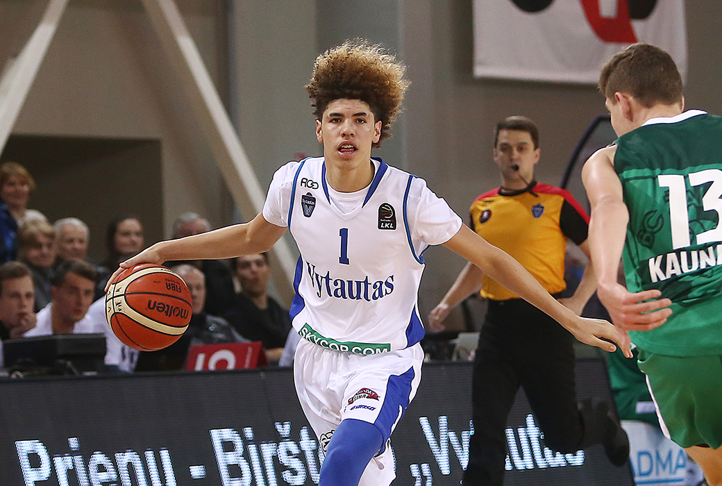 LiAngelo and LaMelo Ball sign pro contracts with Lithuanian club, Basketball