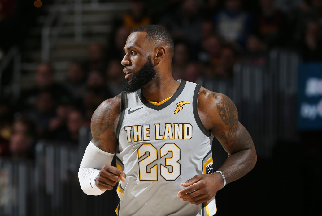 report-lebron-james-won-t-waive-no-trade-clause-with-cavaliers