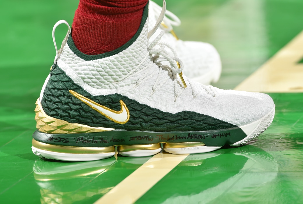 lebron 15 low green