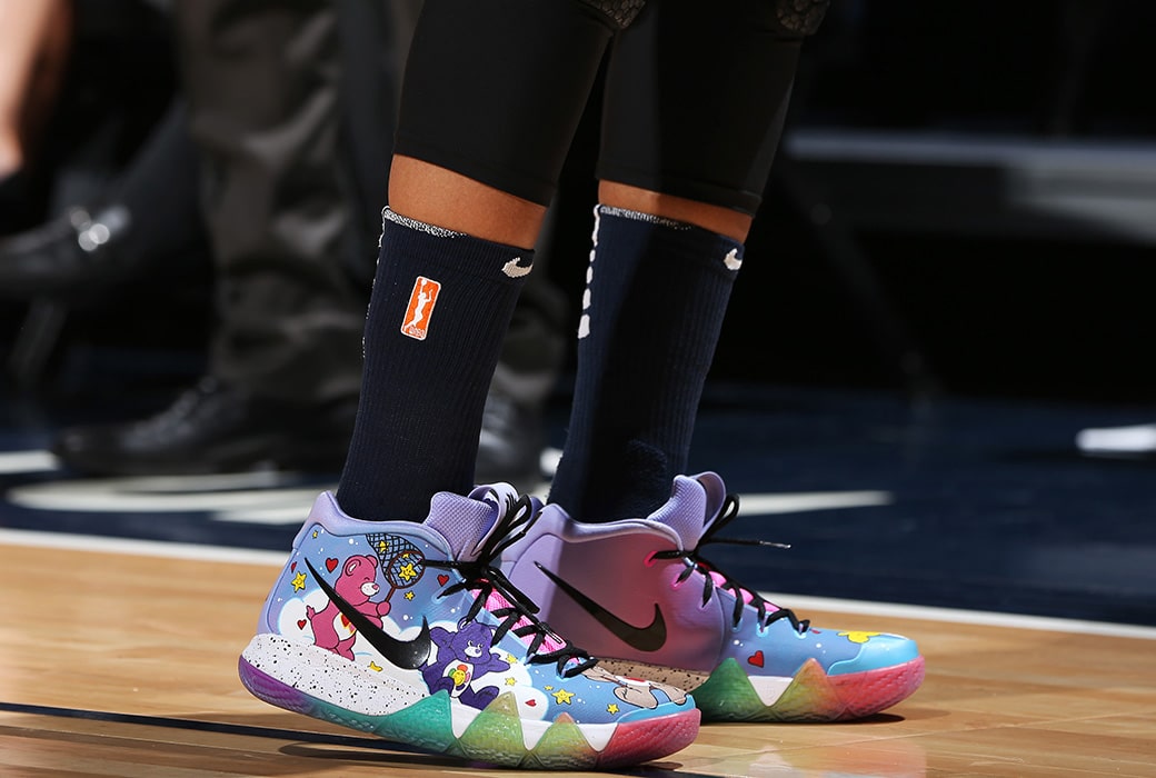 Best custom shop kyrie 4