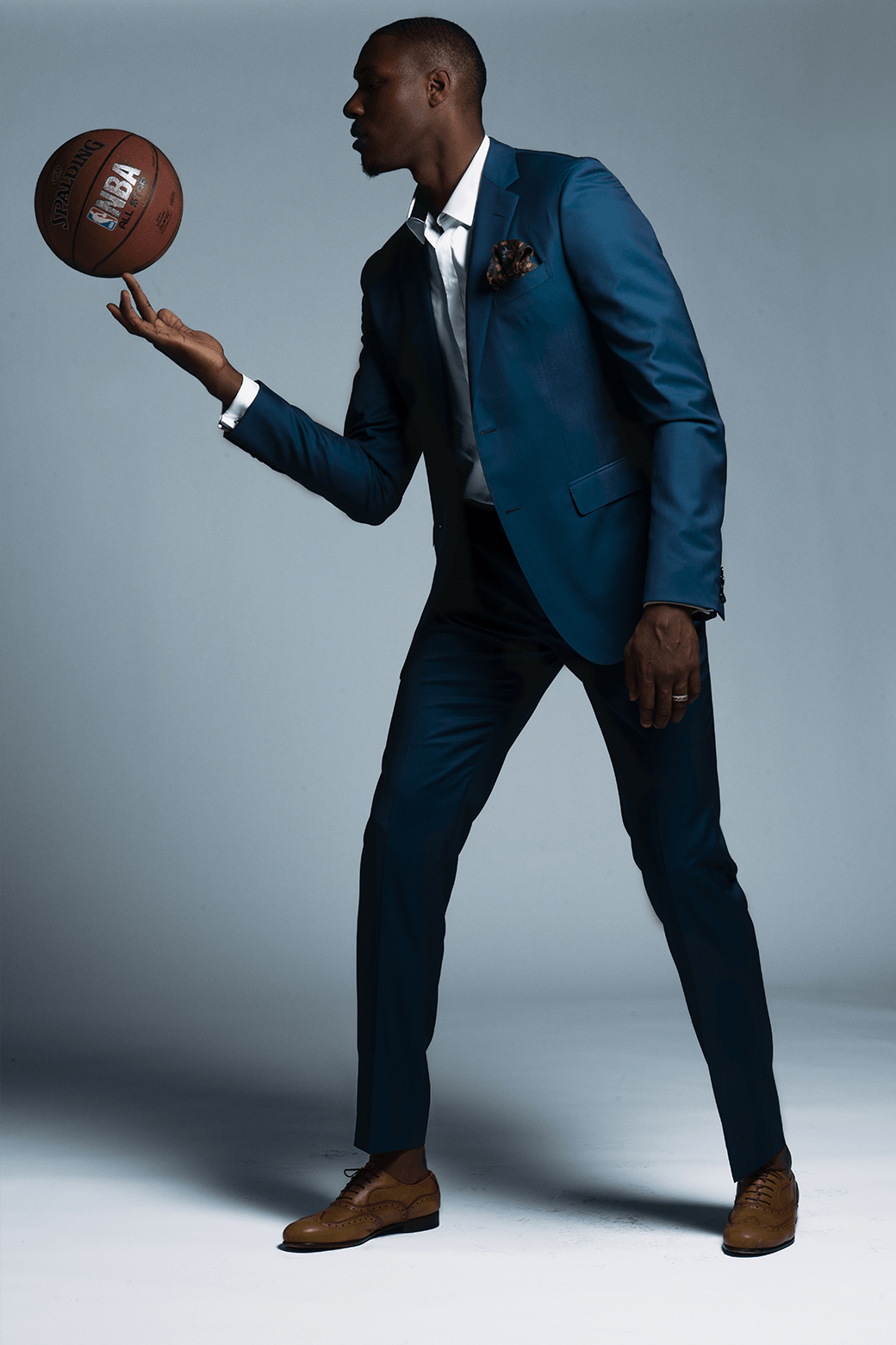 Pacers' Ian Mahinmi's private sale of his men's clothing line