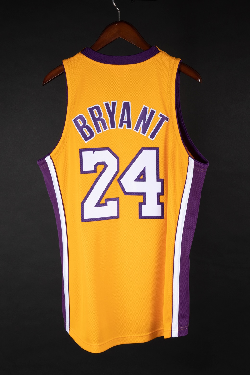 Kobe Bryant has Best-Selling Jersey for the 2008-09 NBA Season