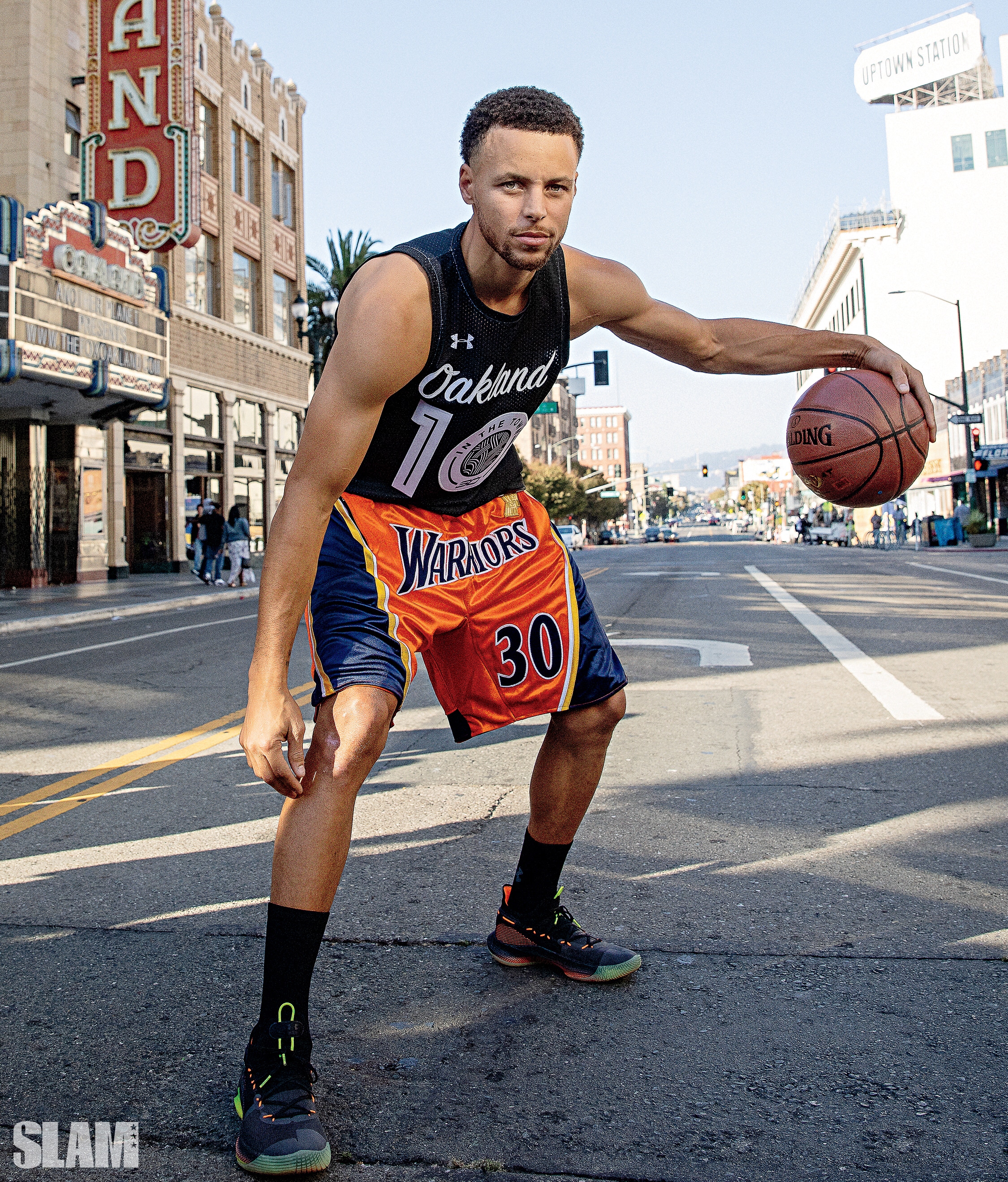 what does curry wear under his shorts