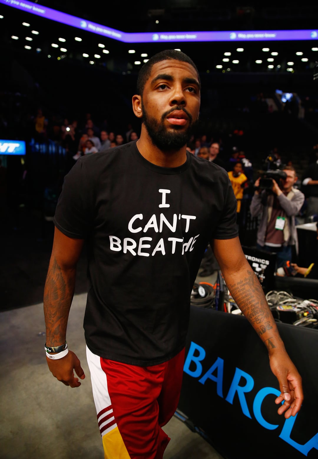 LeBron wears an 'I Can't Breathe' shirt at Barclays Center