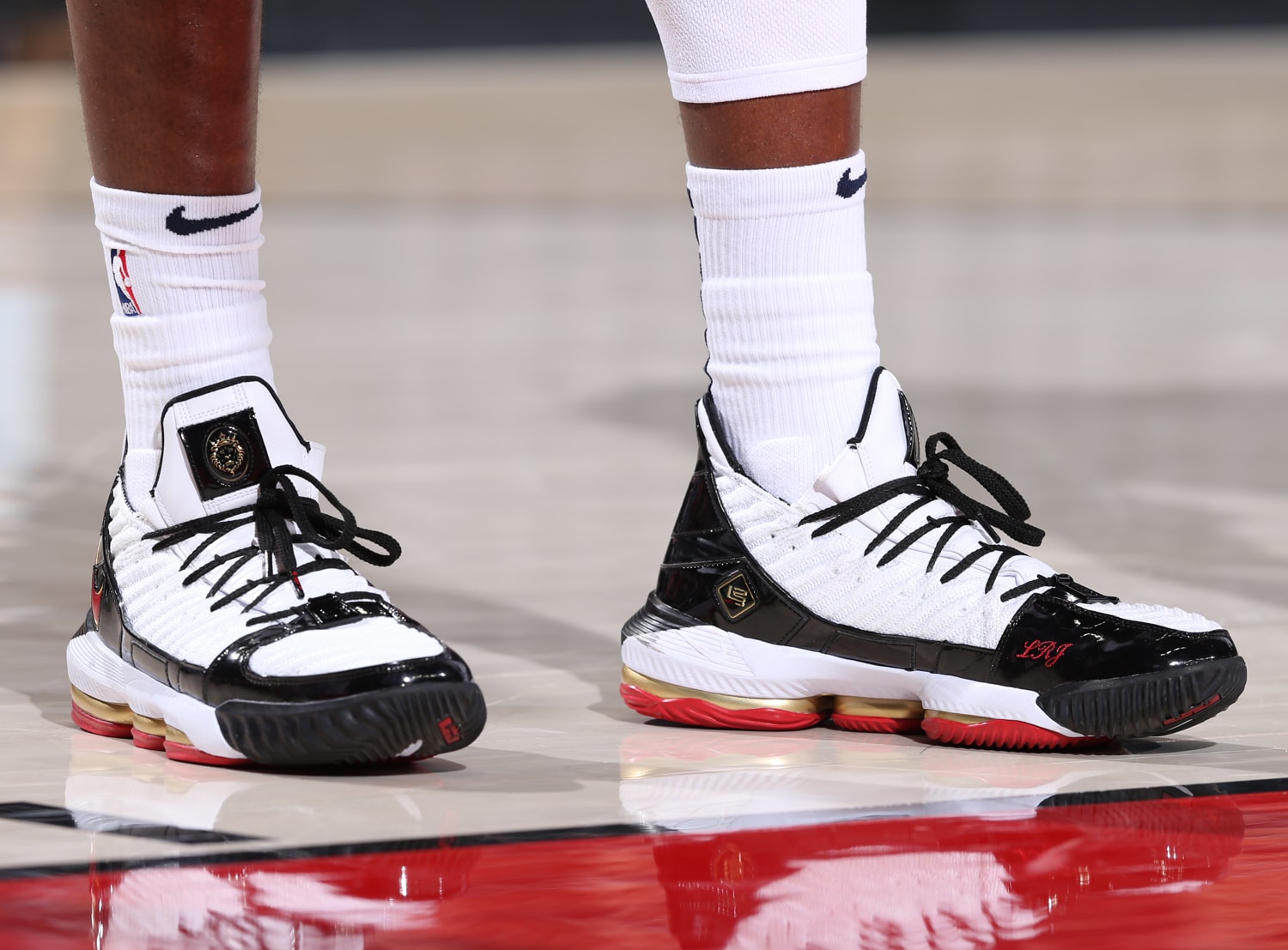 NBA Playoff Kicks of the Night: Off-White Hyperdunks and 