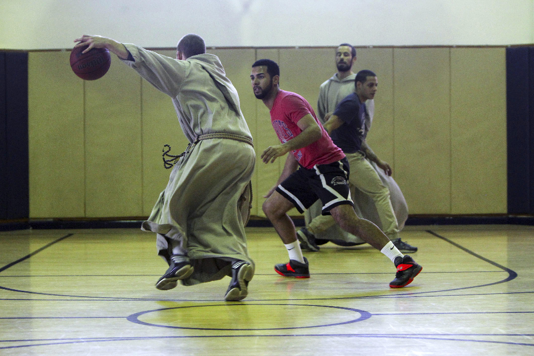 monks basketball