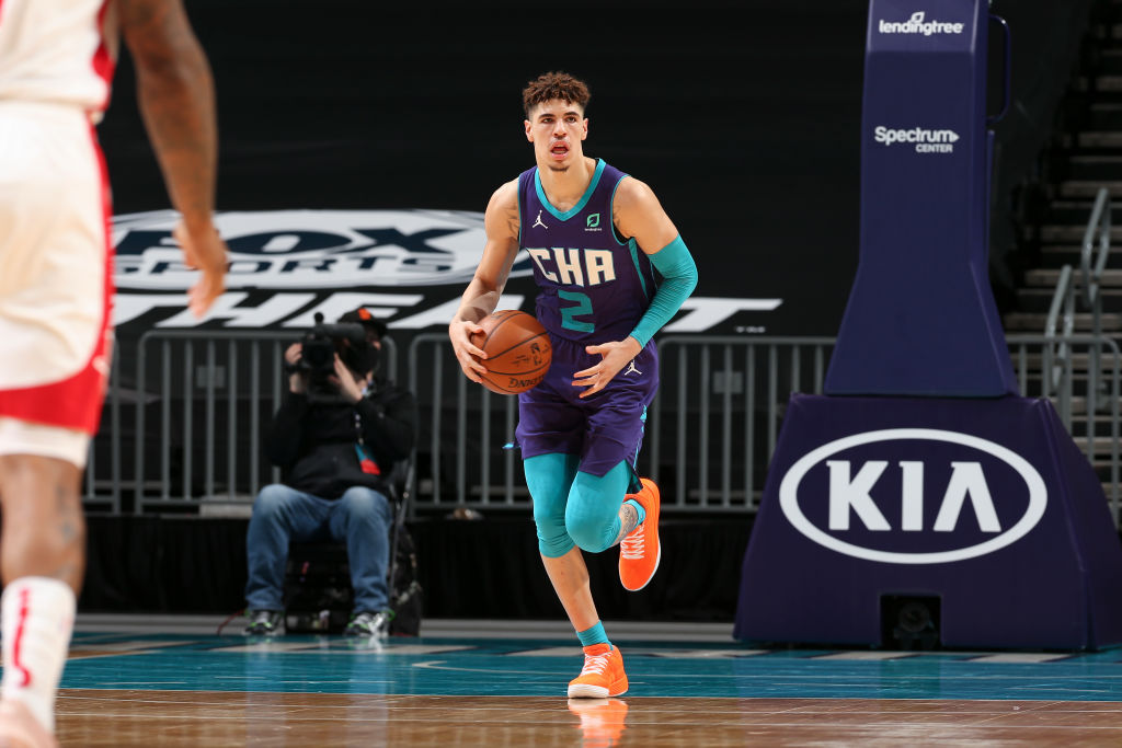 lamelo ball hornets shoes