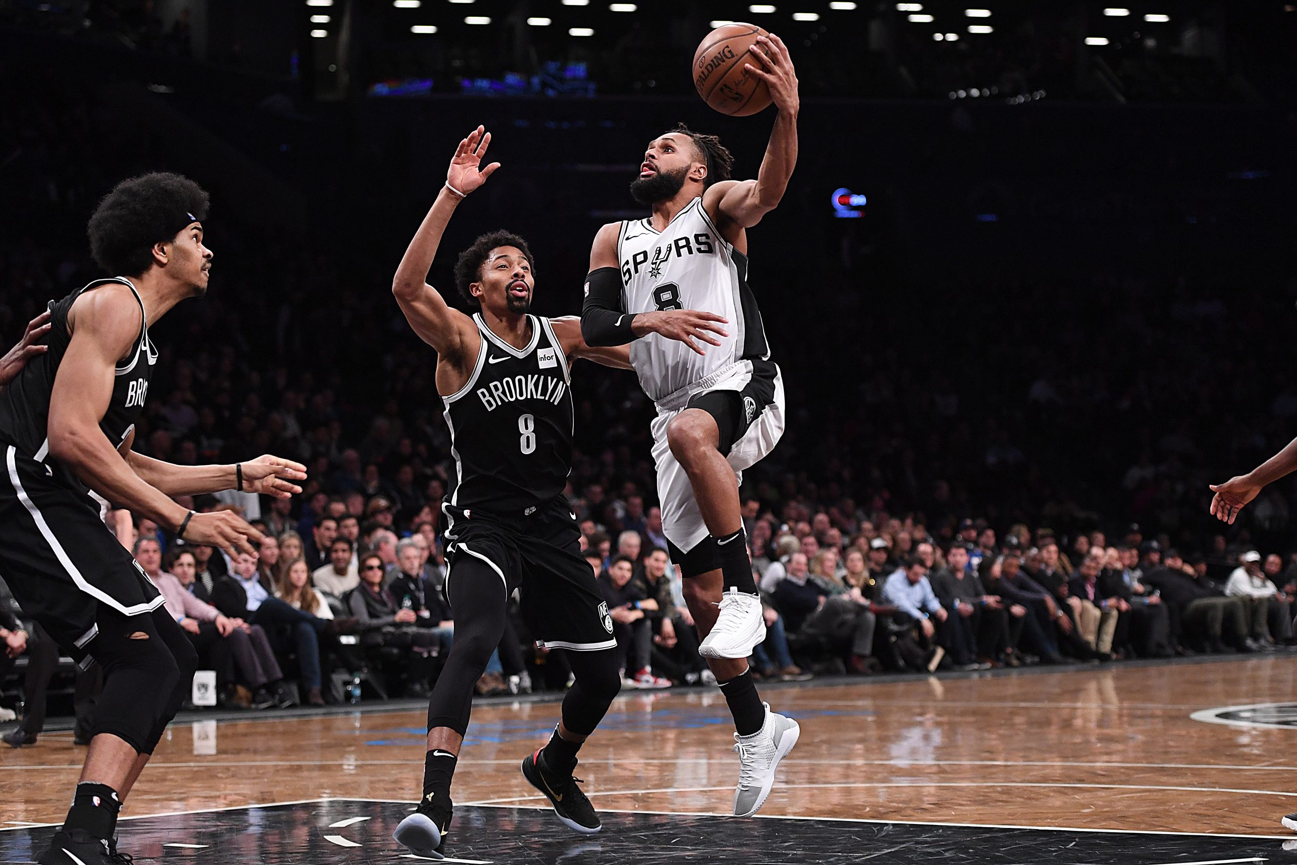 Patty Mills, Nets Agree to 2-Year, $12M Contract After 10 Seasons