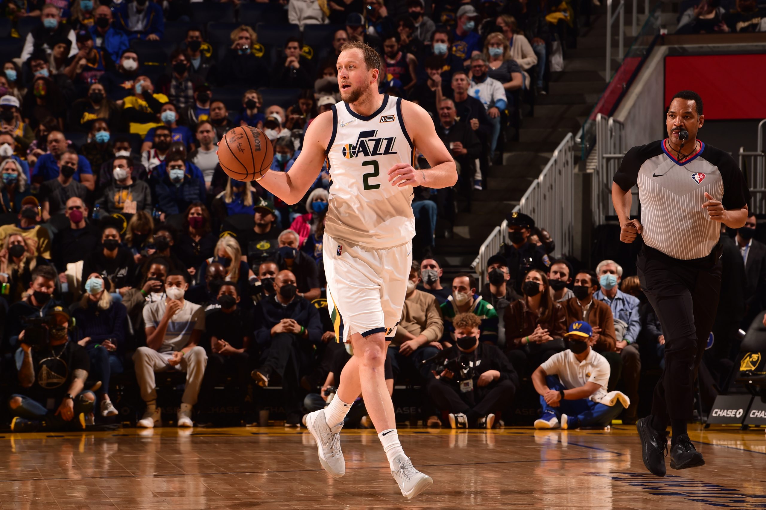 REPORT: Joe Ingles Out For Season After Suffering Torn ACL