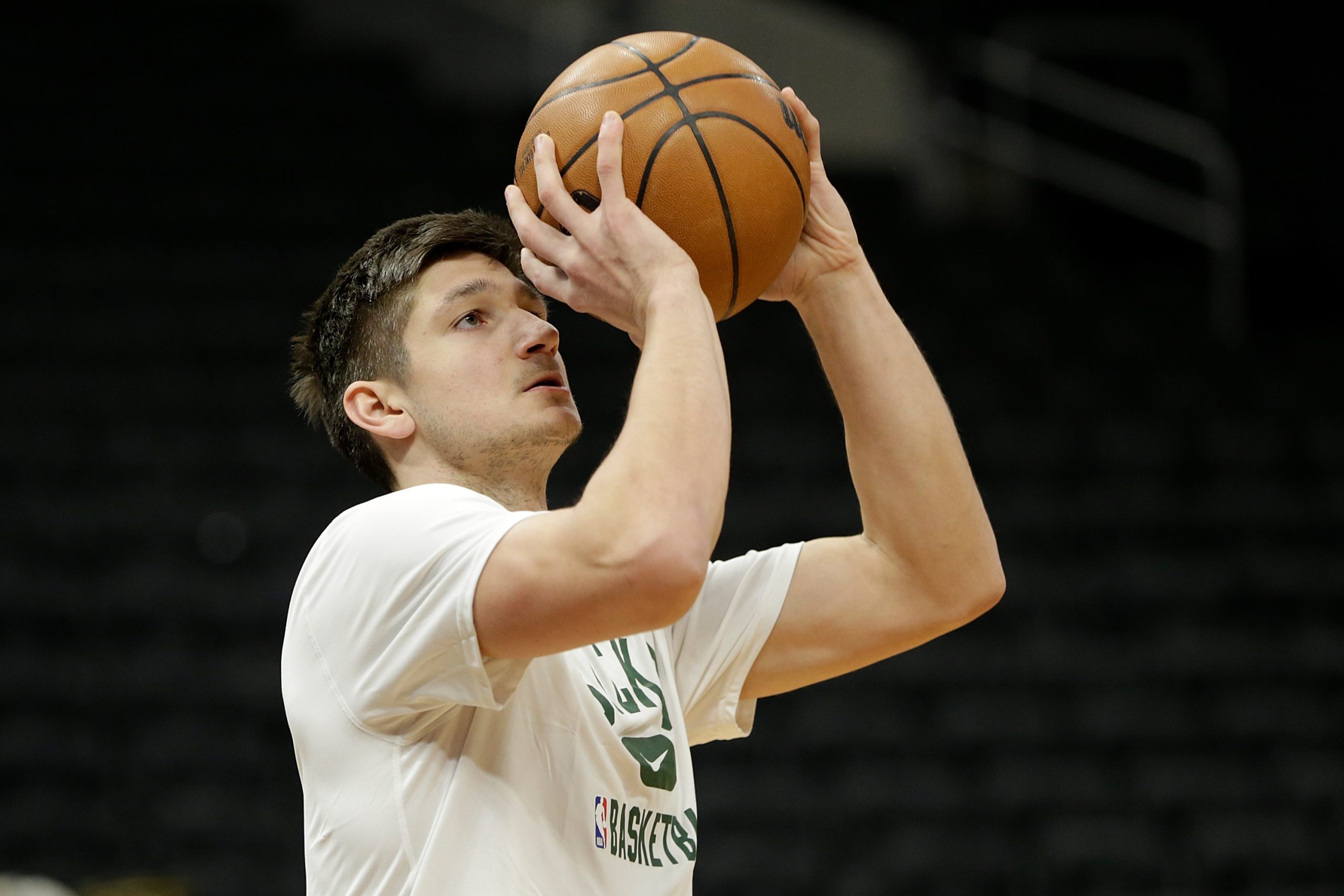 Grayson Allen Suspended Over Flagrant 2 Foul on Alex Caruso