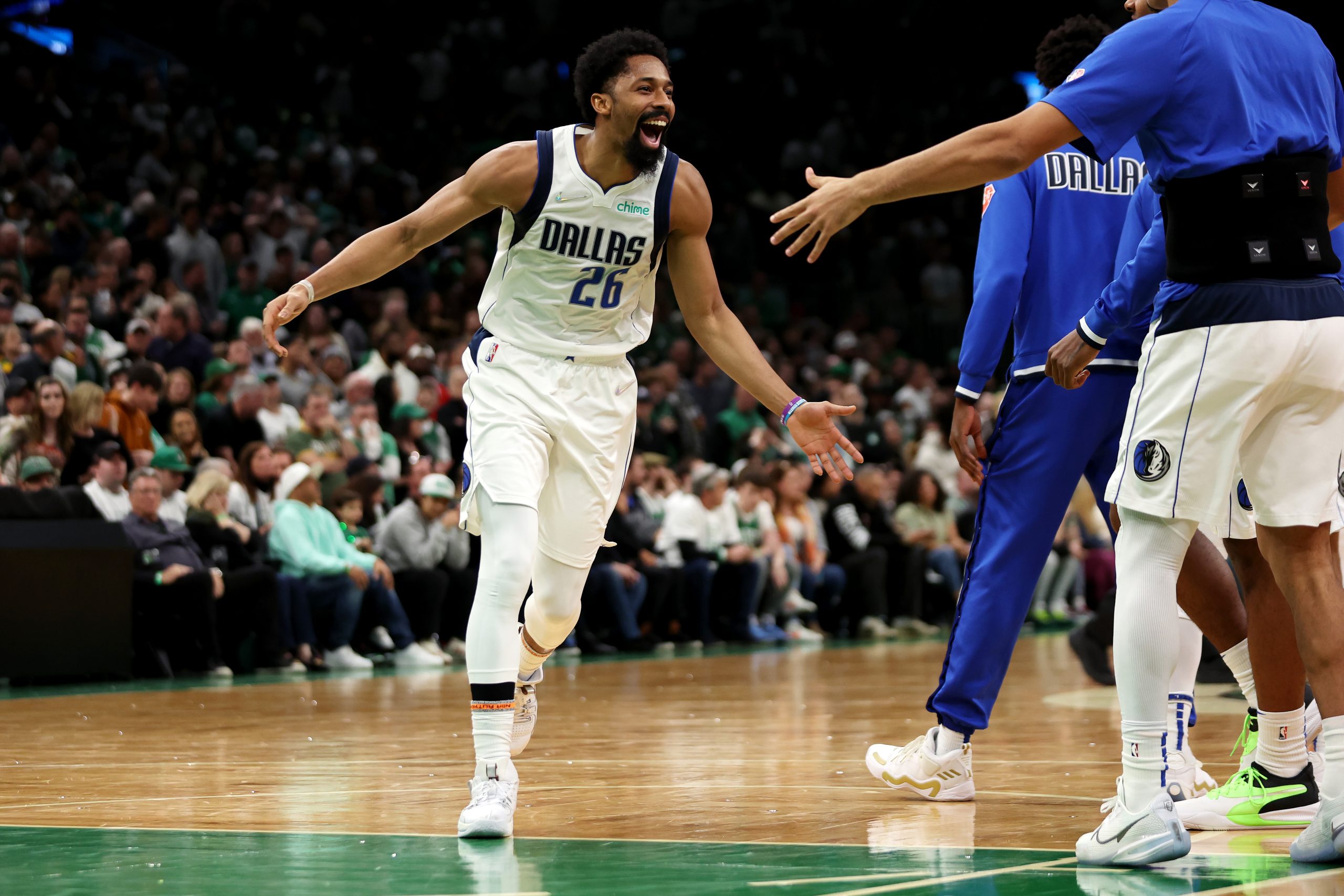 Basketball Forever on X: Spencer Dinwiddie and the Washington