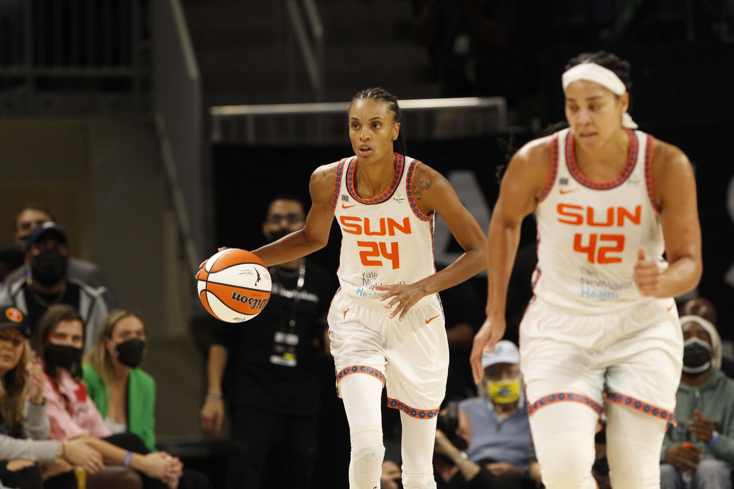 Sun's DeWanna Bonner makes more WNBA playoff history with latest feat