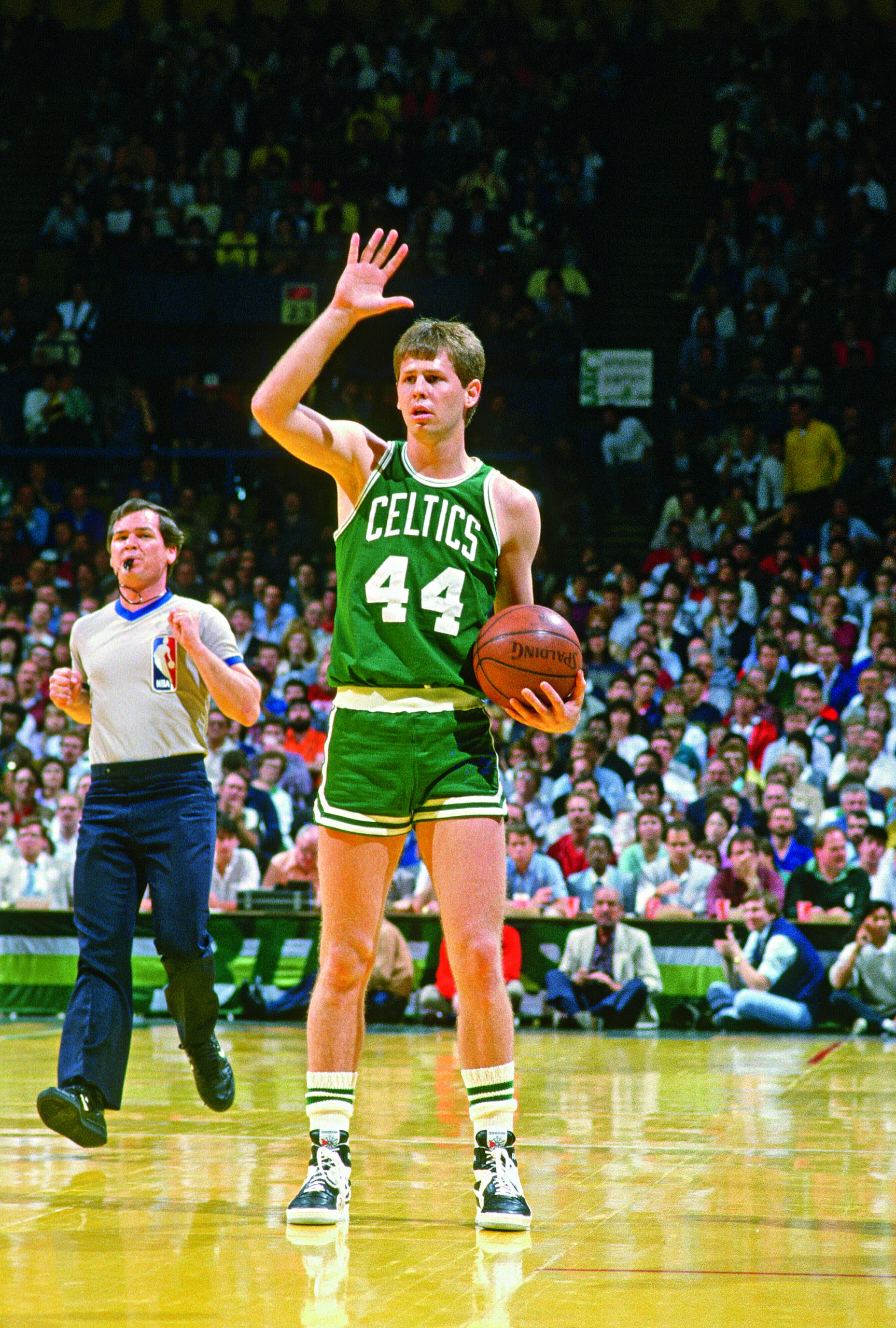 The Last Banner: The Story of the 1985-86 Celtics and the NBA's Greatest  Team of All Time