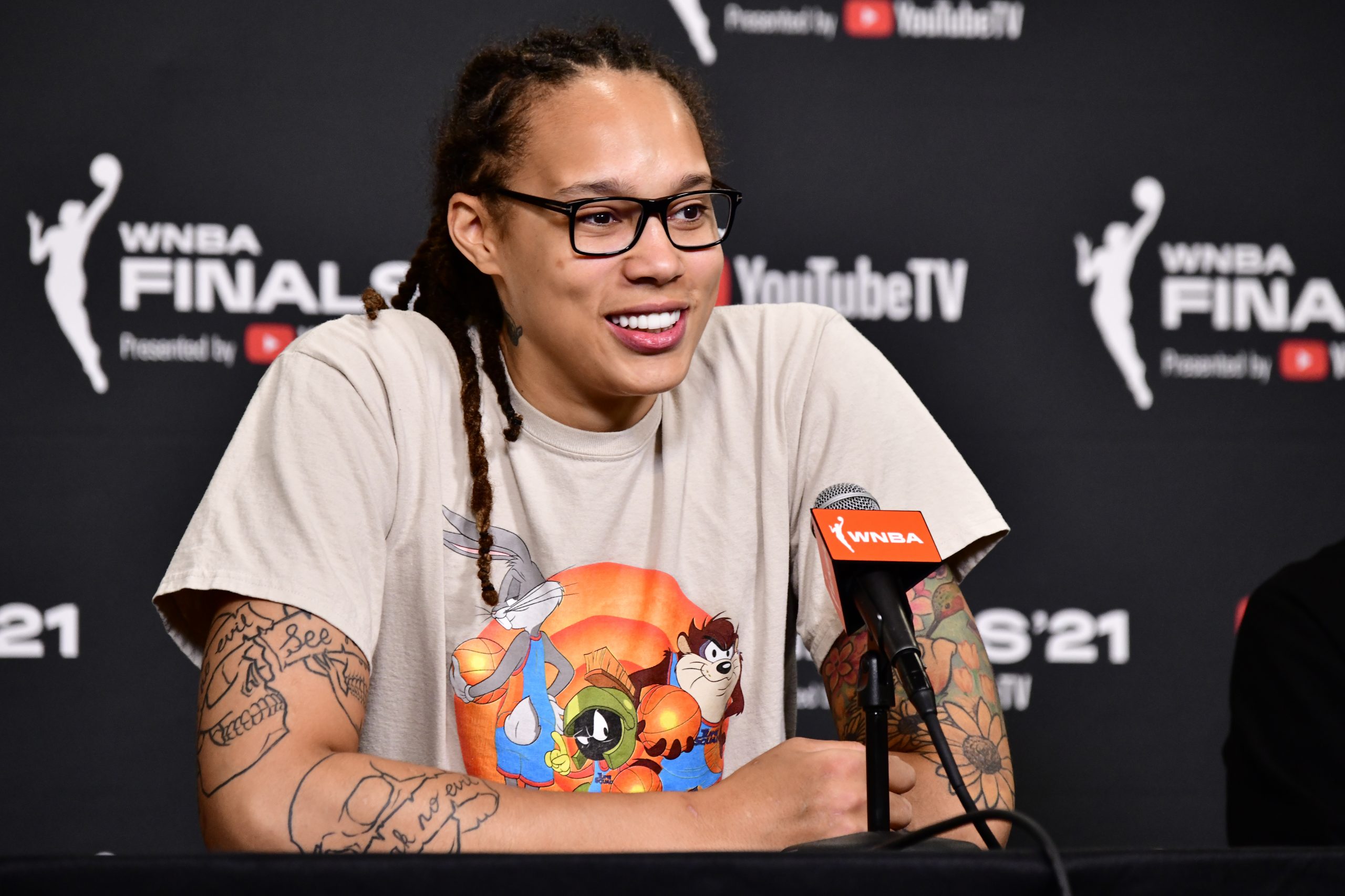 WNBA Players and Coaches React to Brittney Griners Return Home WSLAM